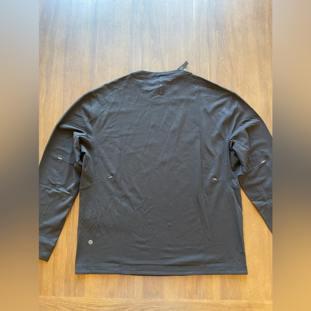Lululemon Relaxed Fit Train Long Sleeve - Brand New w/ Tags - Size M